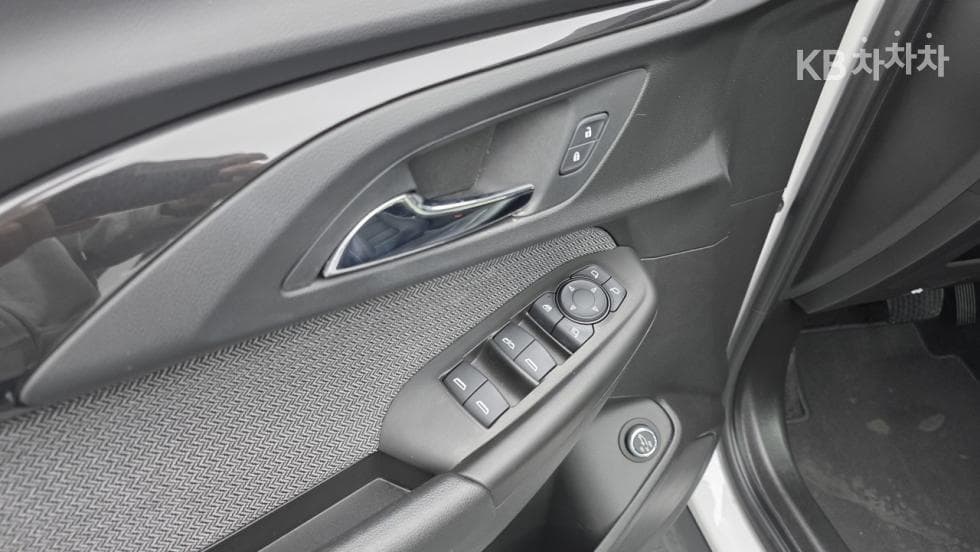 Джи Ем Корея Trailblazer1.35 Бензин 2WD Premier - 16