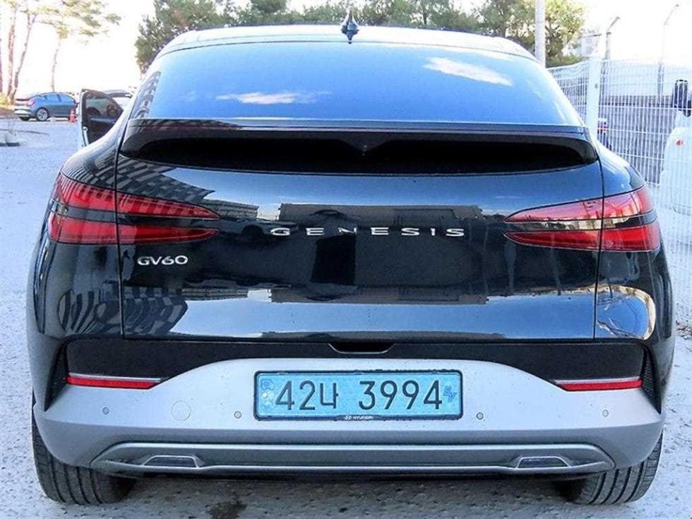 Дженезис GV60Стандартен 2WD Стандартен - 4