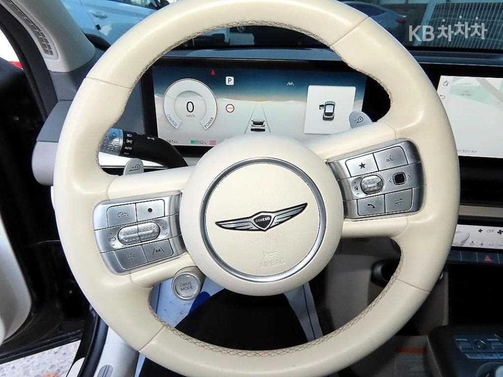 Дженезис GV60Стандартен 2WD Стандартен - 8