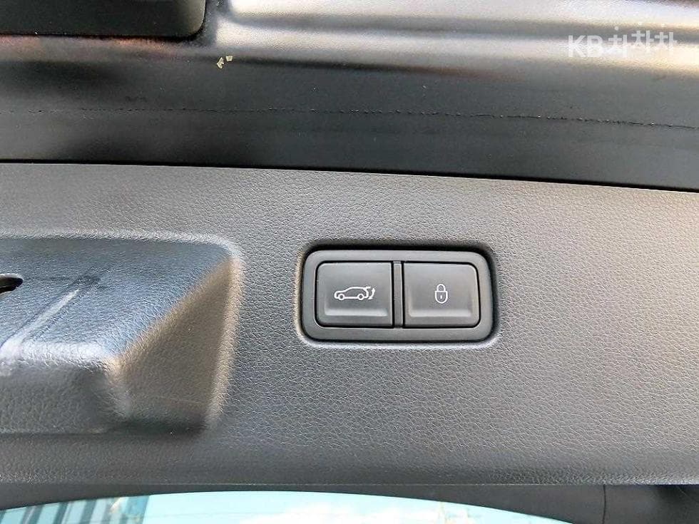 Дженезис GV60Стандартен 2WD Стандартен - 15