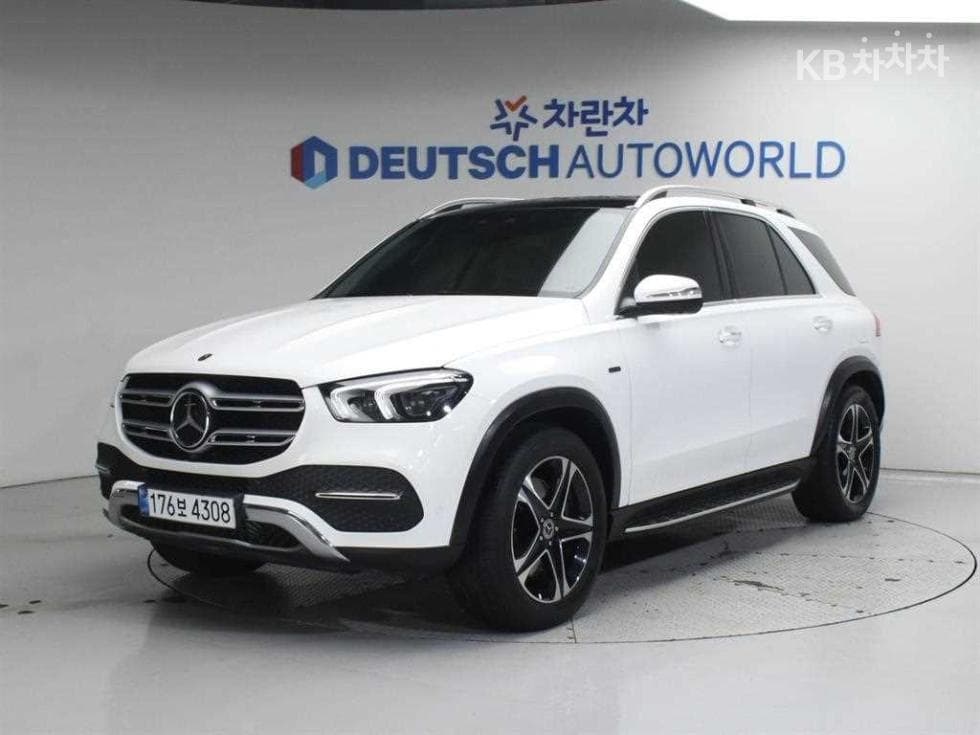 Mercedes-Benz GLE (V167) 350 e 4Matic - Image 1