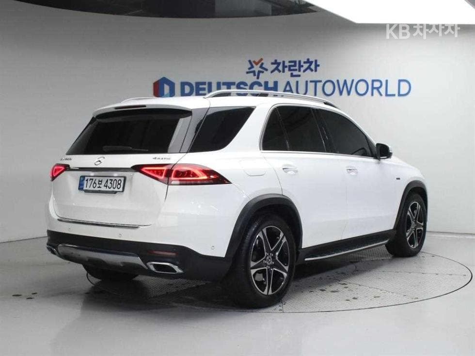 Mercedes-Benz GLE (V167)350 e 4Matic - 3