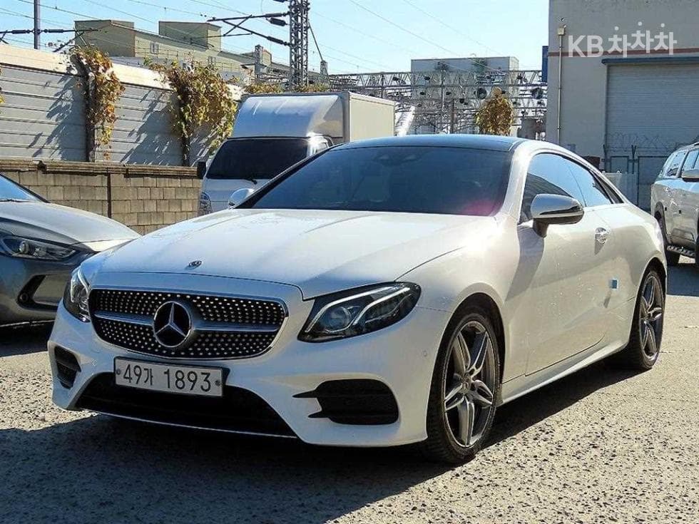 Mercedes-Benz E-Клас (W213) E220d COUPE - Image 1