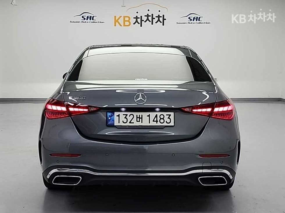 Mercedes-Benz C-Class 6세대(W206)C300 AMG Line - 3
