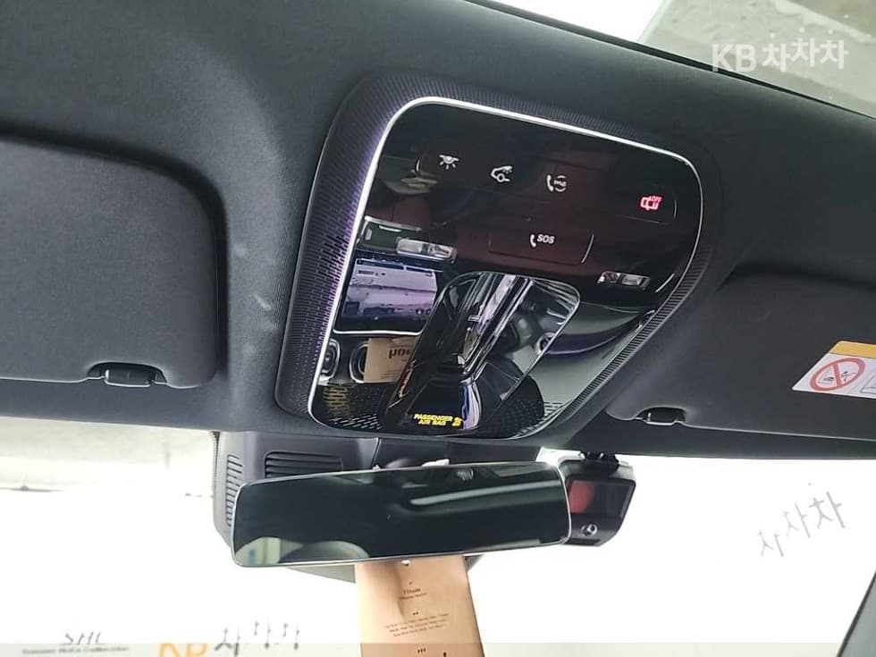 Mercedes-Benz C-Class 6세대(W206)C300 AMG Line - 16