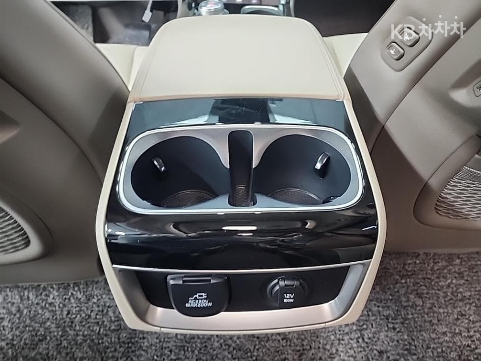 Киа Канивал 4-то поколениеВисок Лимузин (Канивал) G3.5 GDI 9-местен Signature - 14