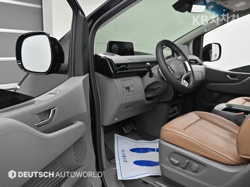 Хюндай Staria Lounge2.2 Lounge 9 Inspiration - 11