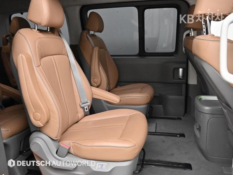 Хюндай Staria Lounge2.2 Lounge 9 Inspiration - 12