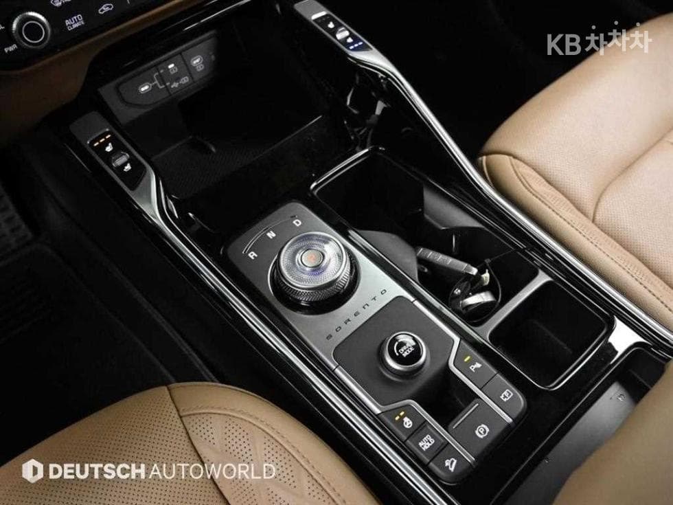 Киа The New (фейслифт) Sorento Хибрид MQ41.6T HEV 2WD Signature Gravity - 9