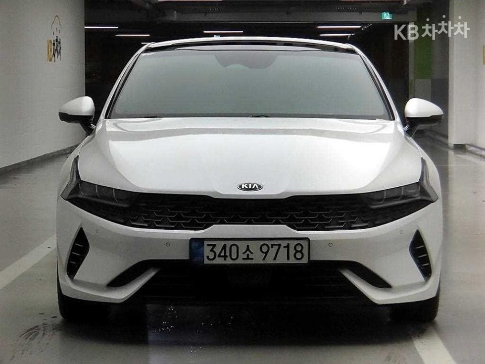 Киа K5 Хибрид 3-토 поколение 2.0 HEV Signature - Image 1