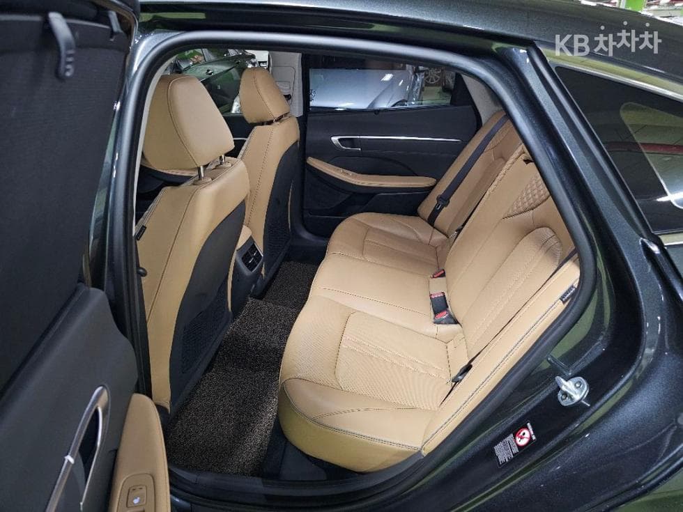 Хюндай Соната (DN8)2.0 Inspiration - 14