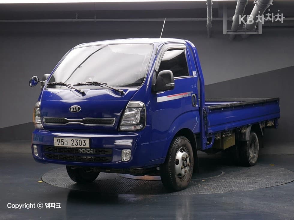 Киа The New (фейслифт) Бонго 3 (лек) 1.2Тон 표준캡 Удължено междуосие 2WD GL - Image 1