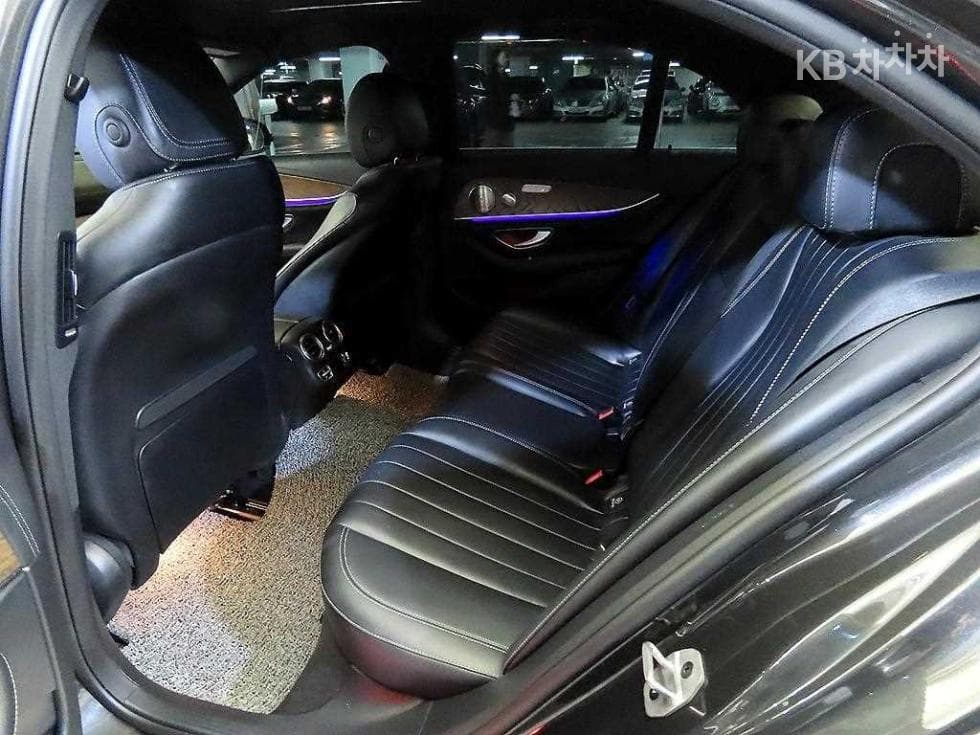 Mercedes-Benz E-Клас (W213)E300e 4MATIC Exclusive - 7