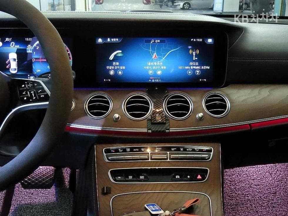 Mercedes-Benz E-Клас (W213)E300e 4MATIC Exclusive - 11