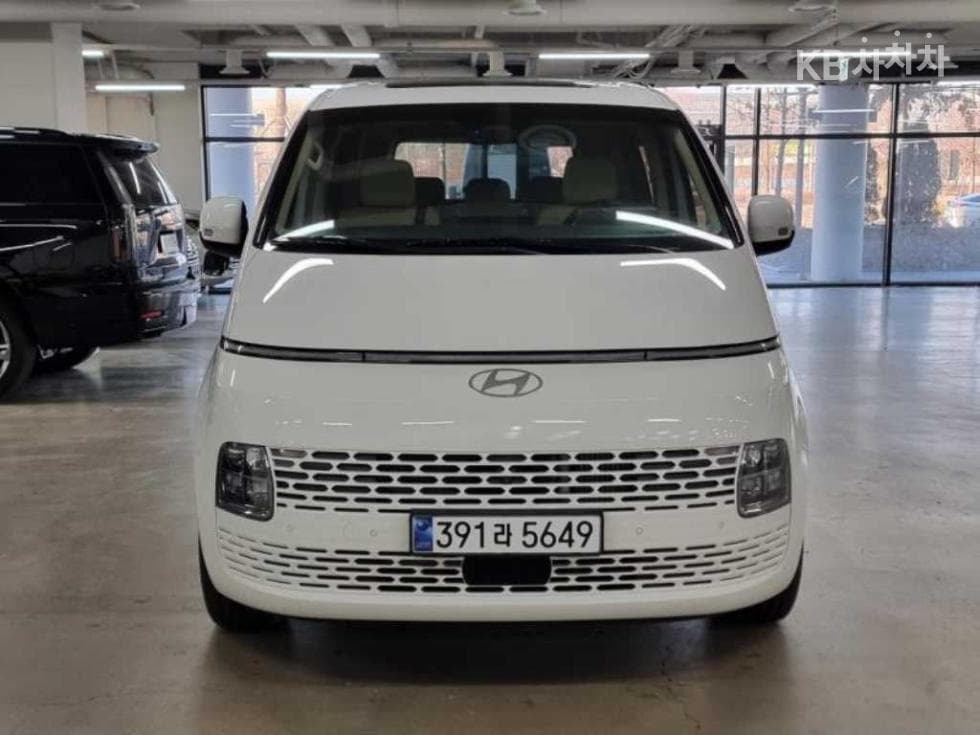 Хюндай Staria 하이브이드 1.6 Турбо Бензин Турер 9-местен Modern - Image 1