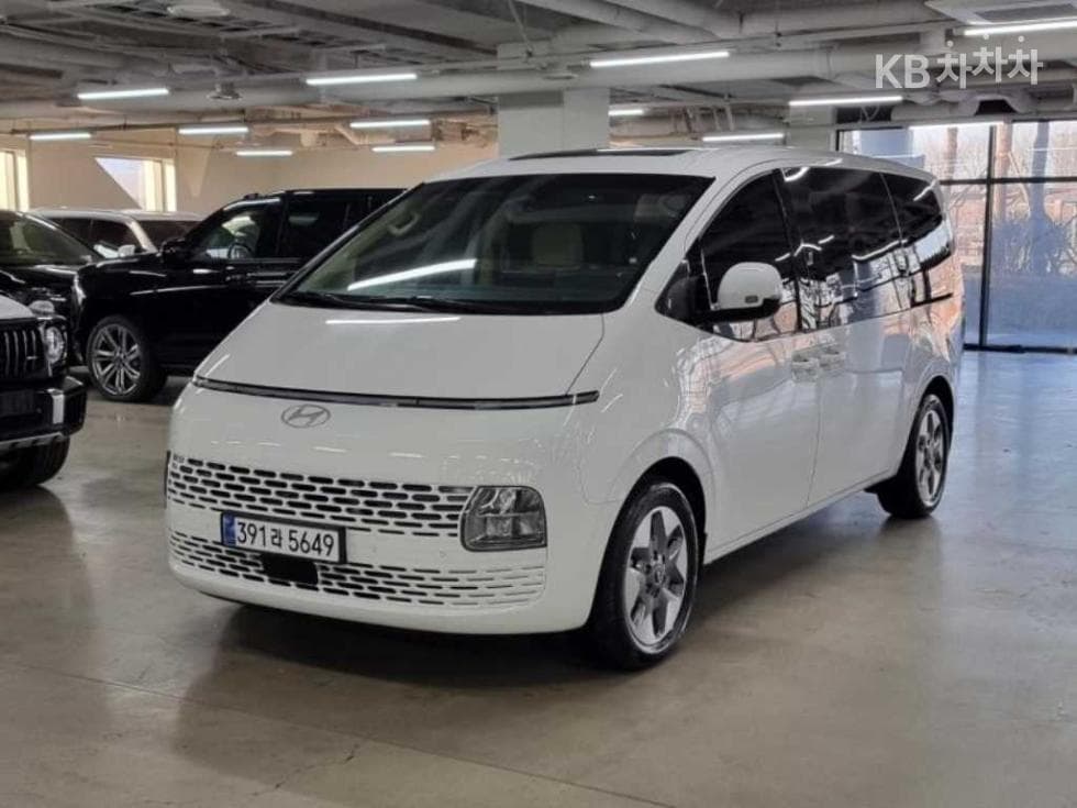 Хюндай Staria 하이브이드 1.6 Турбо Бензин Турер 9-местен Modern - Image 1