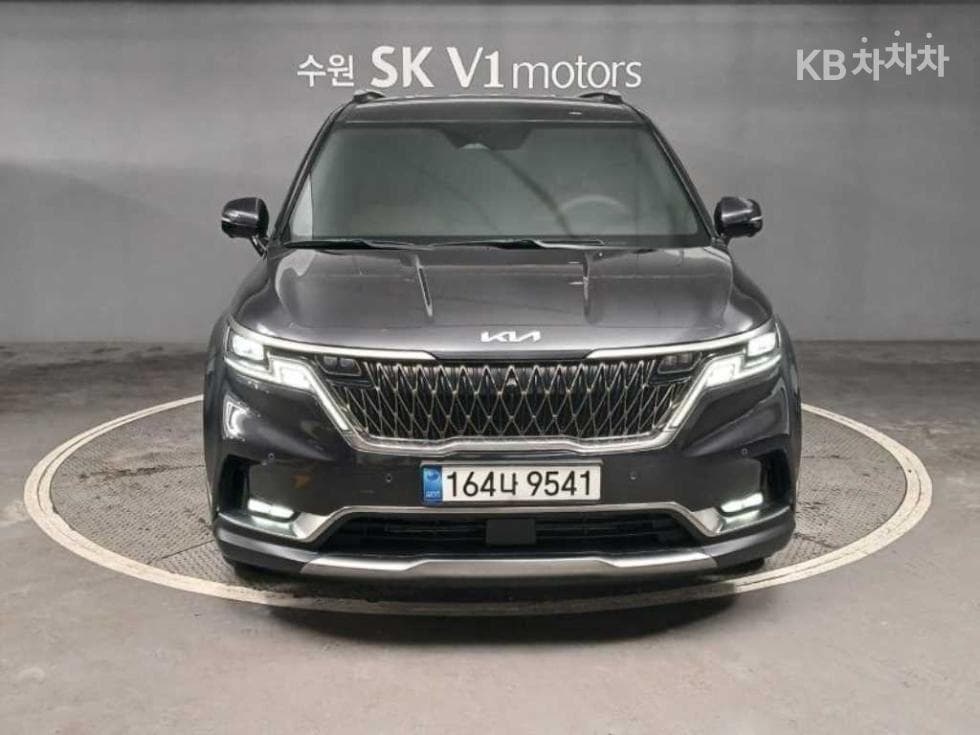 Киа Канивал 4-то поколениеG3.5 GDI 9-местен Noblesse