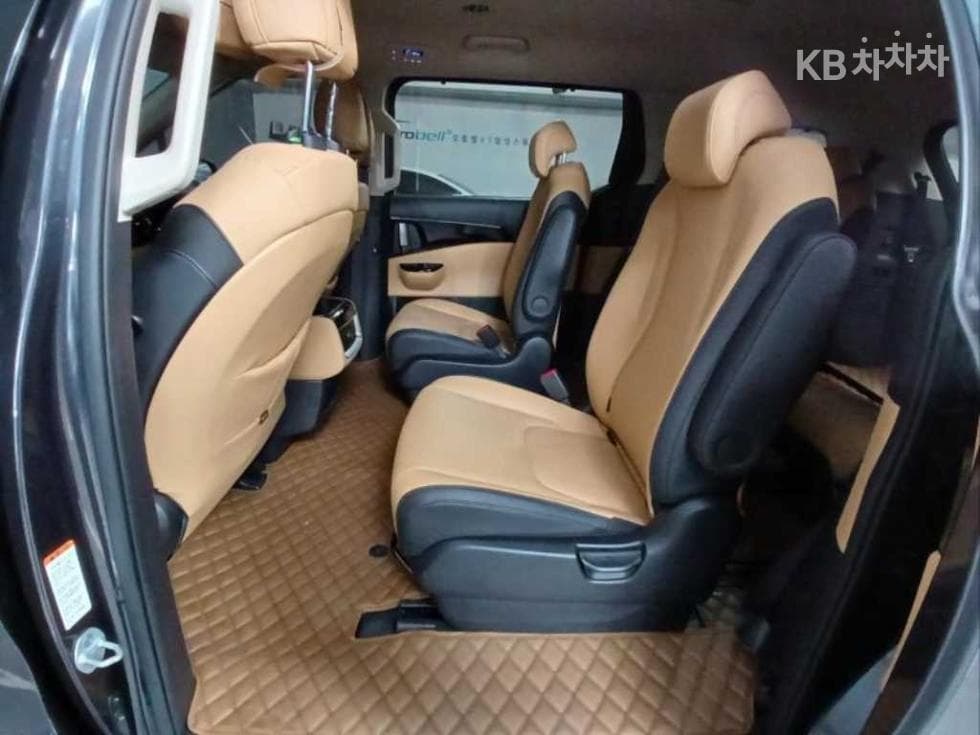 Киа Канивал 4-то поколениеG3.5 GDI 9-местен Noblesse - 7