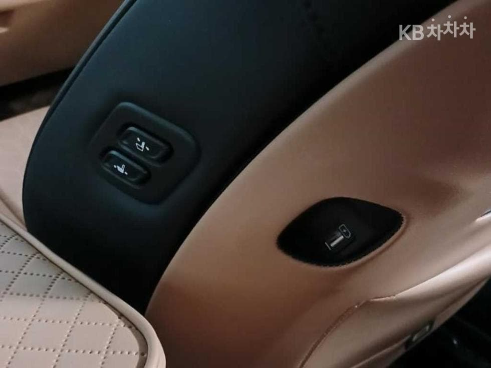 Киа Канивал 4-то поколениеG3.5 GDI 9-местен Noblesse - 15