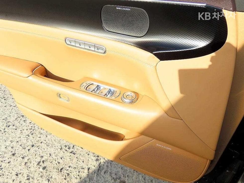 Genesis G90(RS4)3.5T AWD Standard - 11