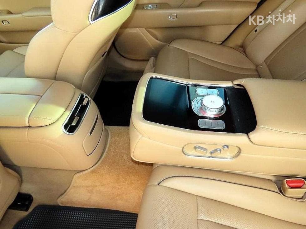 Genesis G90(RS4)3.5T AWD Standard - 16