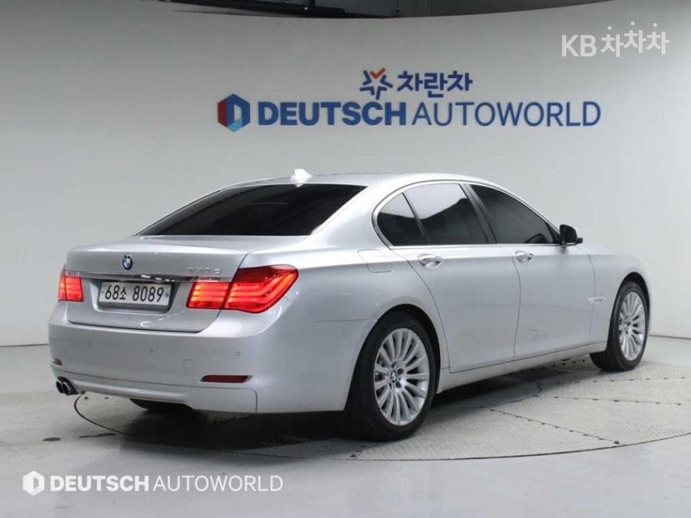 BMW Нов7시리즈730d - 2