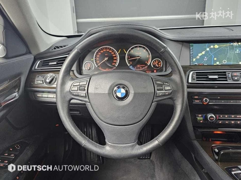 BMW Нов7시리즈730d - 13