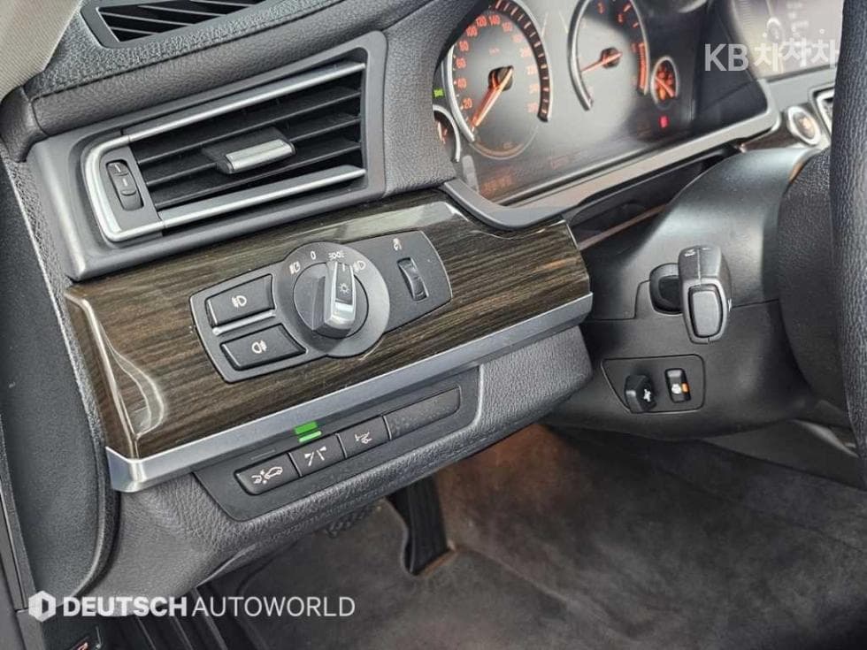 BMW Нов7시리즈730d - 17