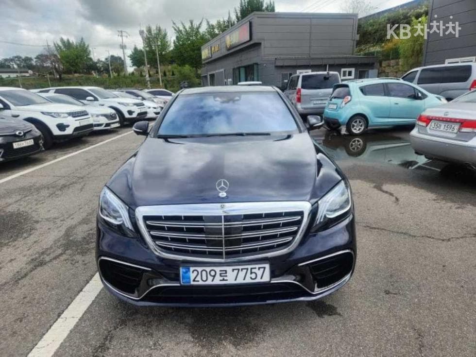 Mercedes-Benz Нов S-КласНов S63 AMG 4MATIC Стандартен