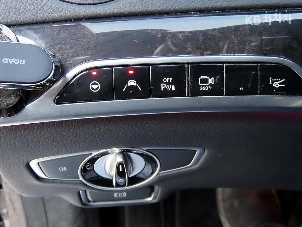 Mercedes-Benz Нов S-КласНов S63 AMG 4MATIC Стандартен - 13