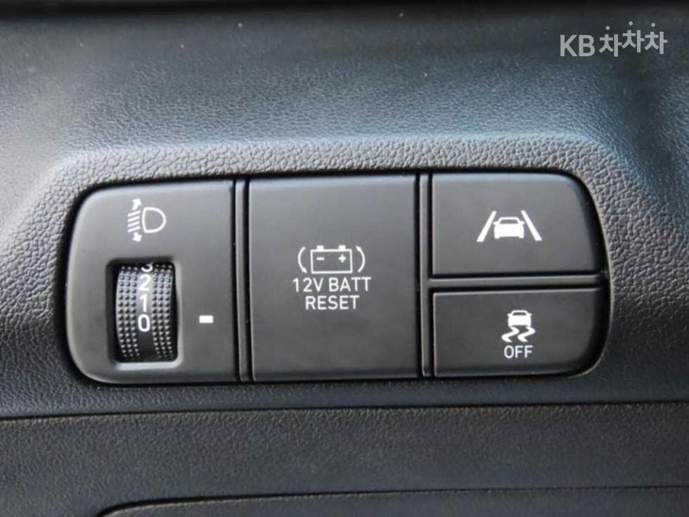 Hyundai All New Avante (Elantra) Hybrid(CN7)Modern - 11