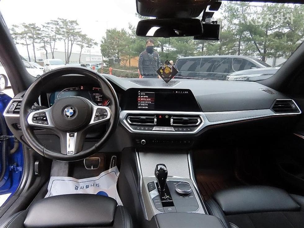 BMW 3 Series (G20)320d Touring M Sport Package - 7