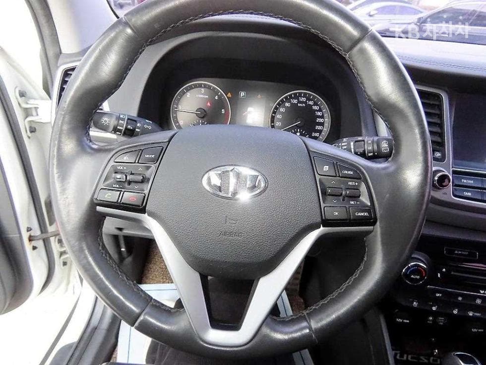 Hyundai All New TucsonDiesel(e-VGT UⅡ)1.7 2WD Modern - 8