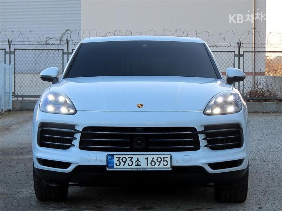 Porsche Cayenne(9Y0)3.0 E-Hybrid Standard