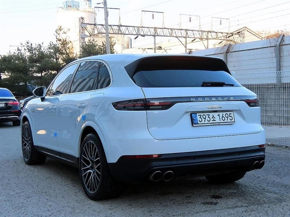 Porsche Cayenne(9Y0)3.0 E-Hybrid Standard - 3