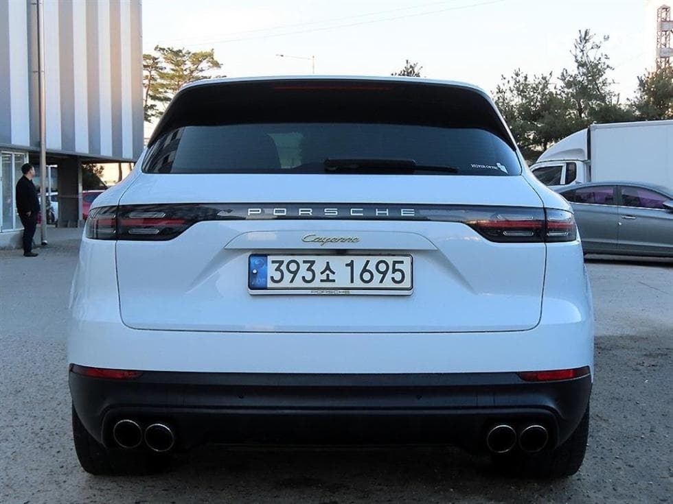 Porsche Cayenne(9Y0)3.0 E-Hybrid Standard - 4
