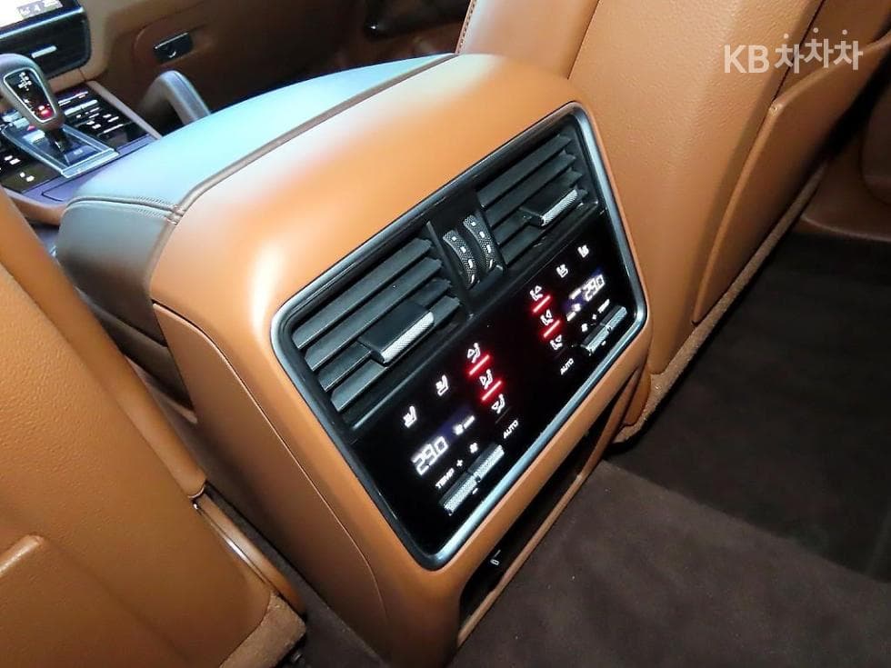 Porsche Cayenne(9Y0)3.0 E-Hybrid Standard - 15