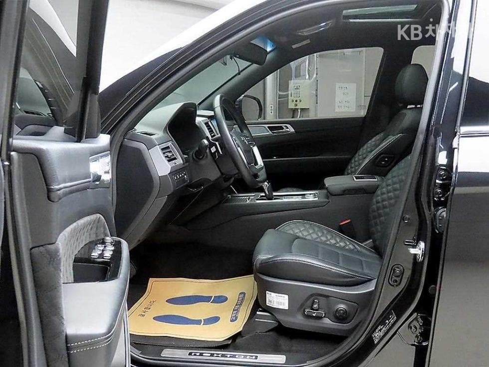 КейДжи Мобилити All New Rexton2.2 4x4 더 블랙 - 5