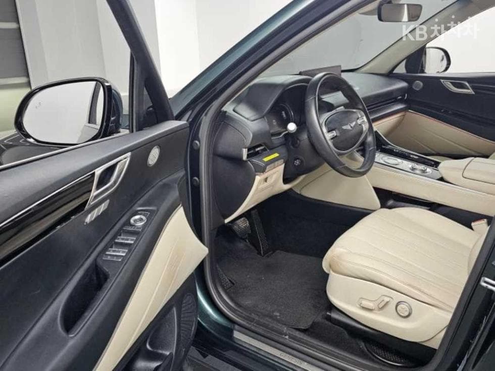 Genesis GV803.0 Diesel AWD - 11