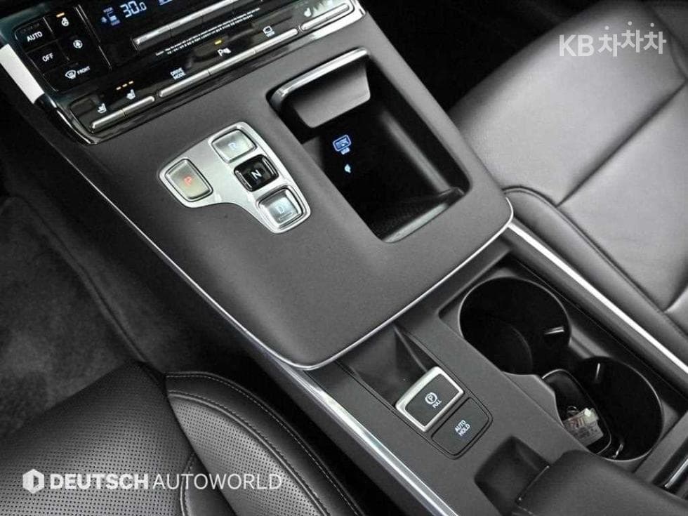 Хюндай The New (фейслифт) Grandeur (Azera)LPi 3.0 Premium 초이스 - 9