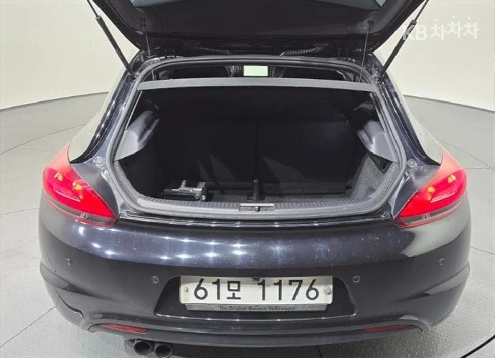 Volkswagen Scirocco2.0 Turbo Diesel Injection R-line - 20