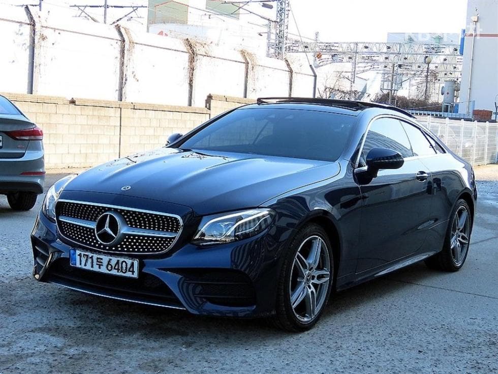 Mercedes-Benz E-Клас (W213) E220d COUPE - Image 1