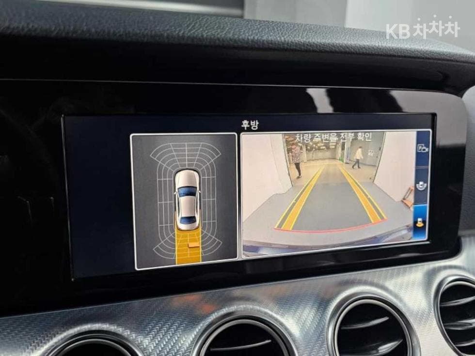 Mercedes-Benz E-Class (W213)E250 Avantgarde - 15