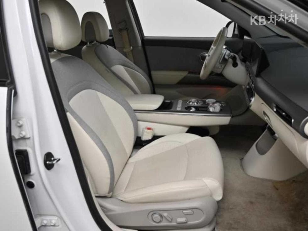 Genesis GV60Standard 2WD Standard - 10