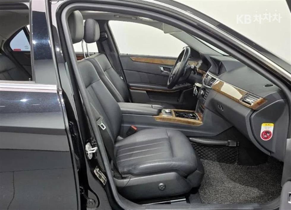 Mercedes-Benz New E-ClassE300 엘레강스 W212 - 11