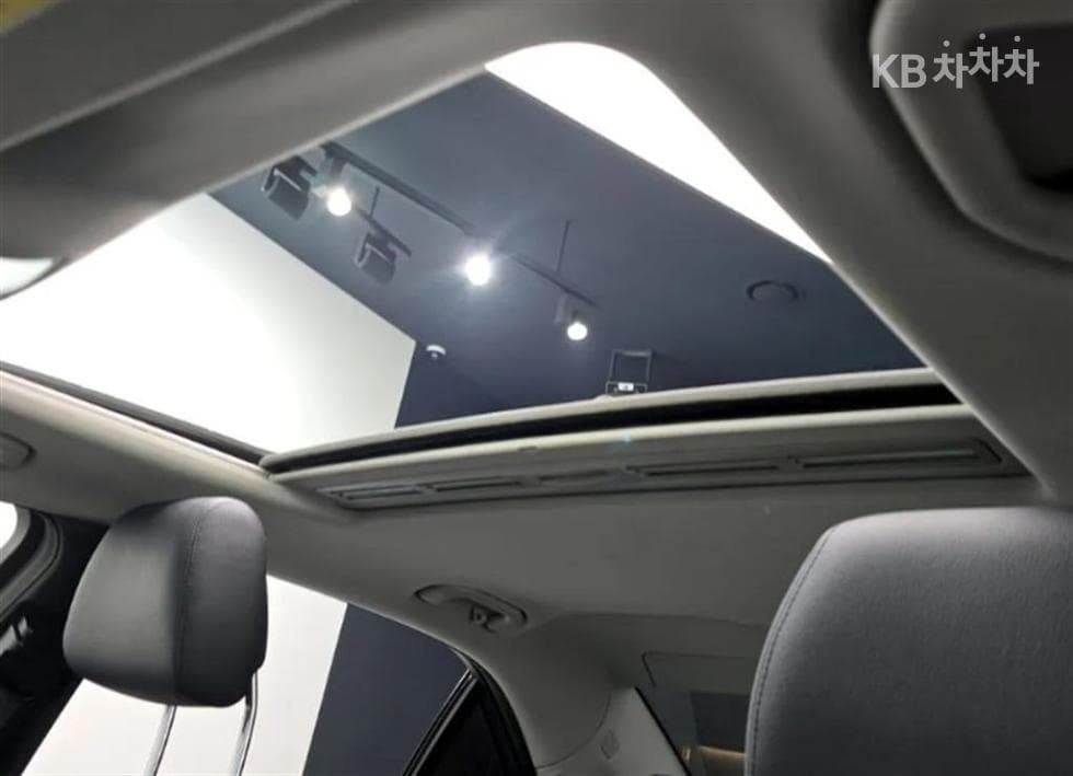 Mercedes-Benz New E-ClassE300 엘레강스 W212 - 18