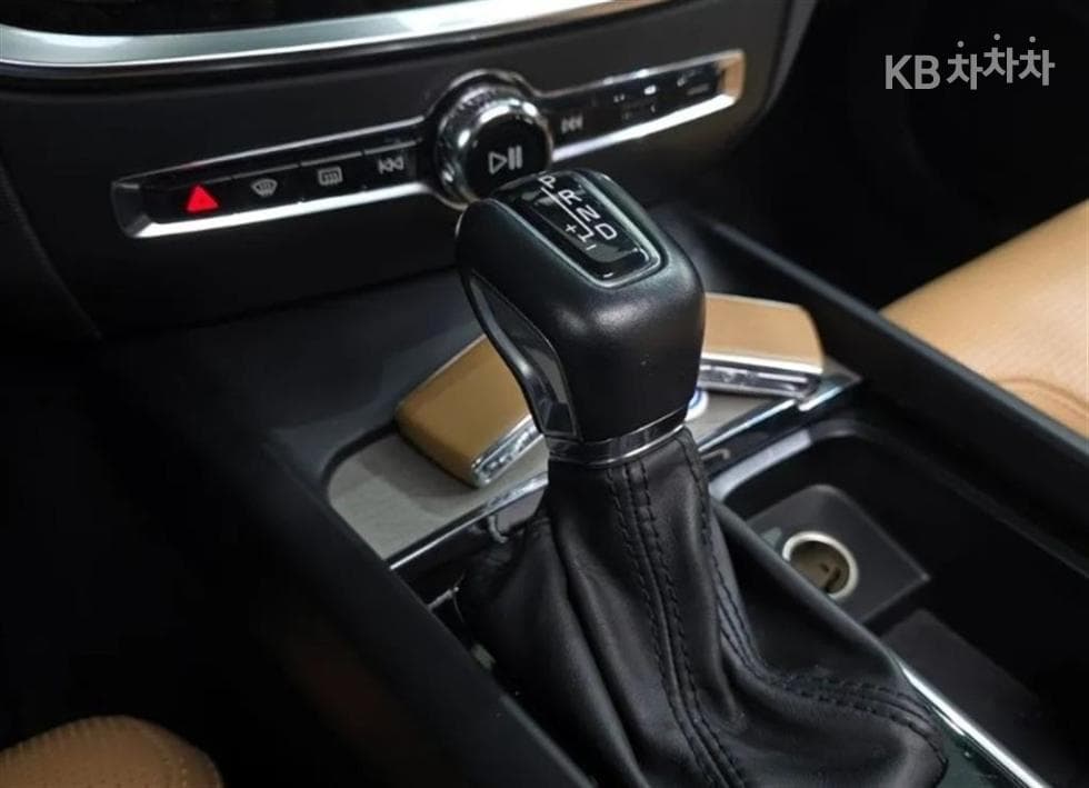 Volvo V60 CC(Second generation)T5 AWD Pro - 9