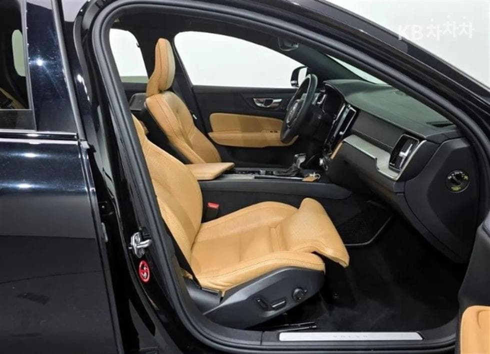 Volvo V60 CC(Second generation)T5 AWD Pro - 11