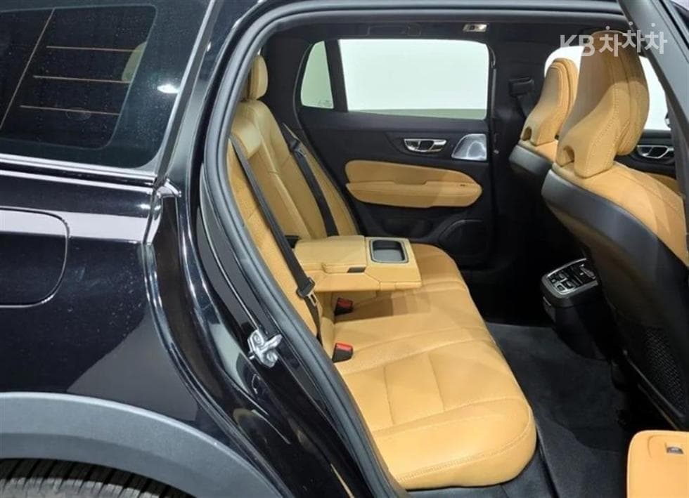 Volvo V60 CC(Second generation)T5 AWD Pro - 12