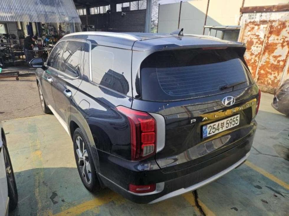 Hyundai Palisade3.8 Gasoline 7-seater (Limousine) Prestige - 3